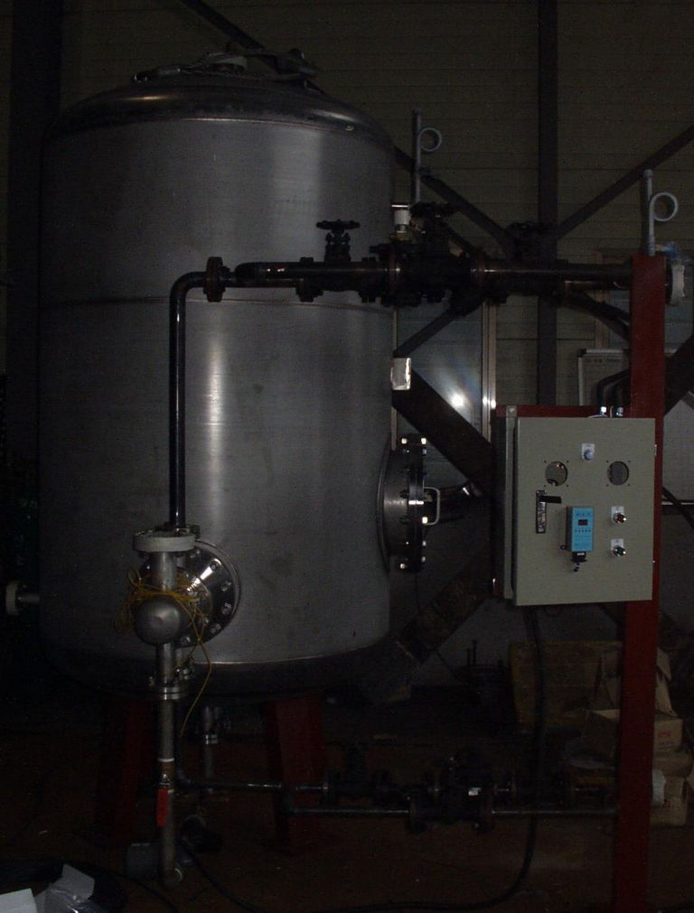 스팀 코일 온수가열기 [HOT WATER GENERATOR]